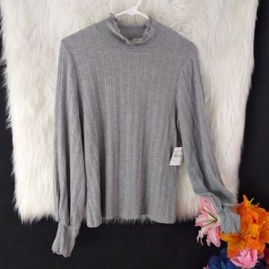 Essei Gray long Sleeve Ribbed Top Size L